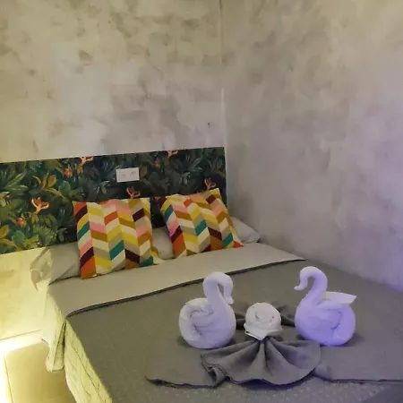 Apartment Park Con Piscina, Bar, Wifi, Parking *