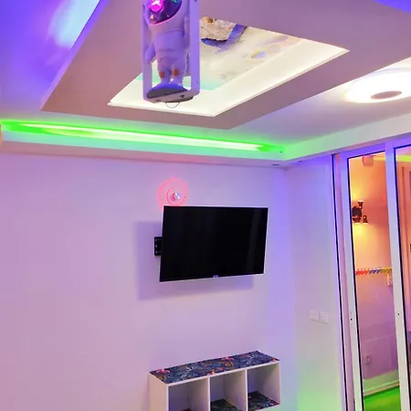 Park Con Piscina, Bar, Wifi, Parking Apartment