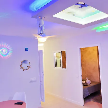 Park Con Piscina, Bar, Wifi, Parking Apartment *