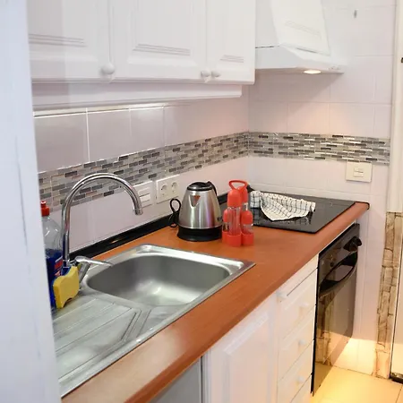 Park Con Piscina, Bar, Wifi, Parking Apartment San Miguel de Abona