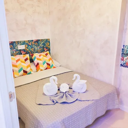 아파트 Park, Swimming-pool, Bar, Wifi, Parking 산미겔데아보나